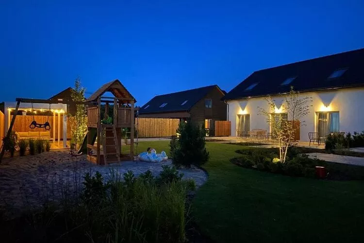 Apartament piątek-piątek dla max 5 osób Grzybowo-Gardens summer