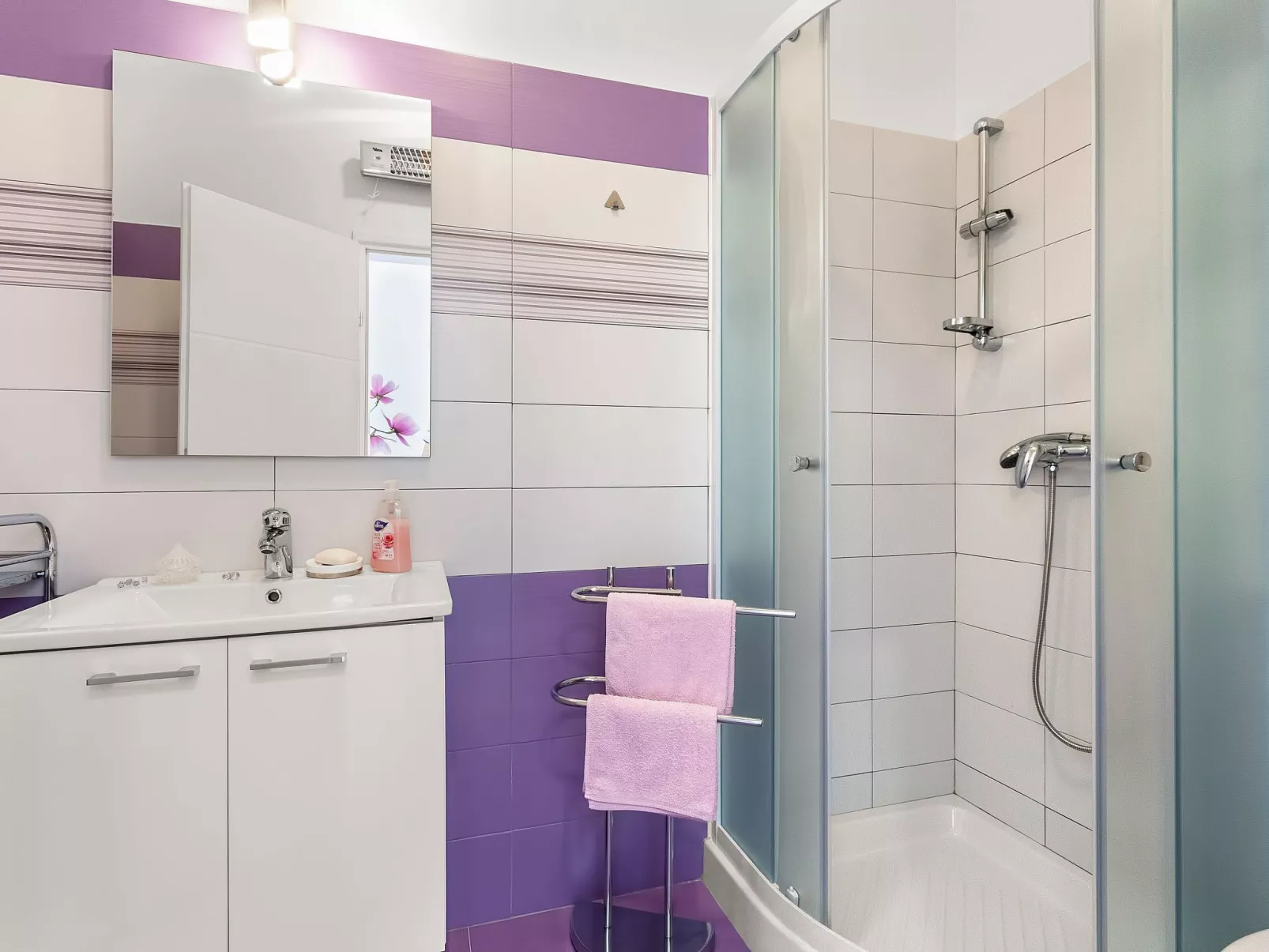 Villa Lilly - Image-tags.info