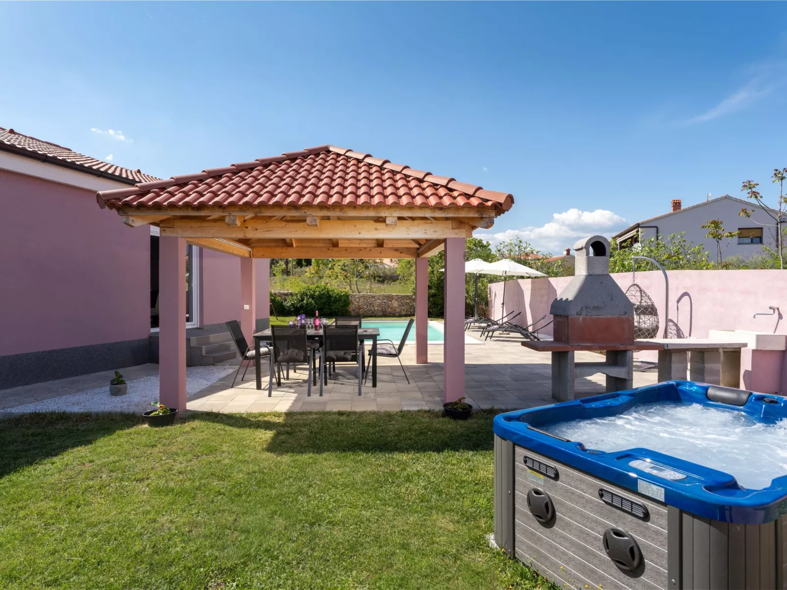 Villa Lilly - Image-tags.info