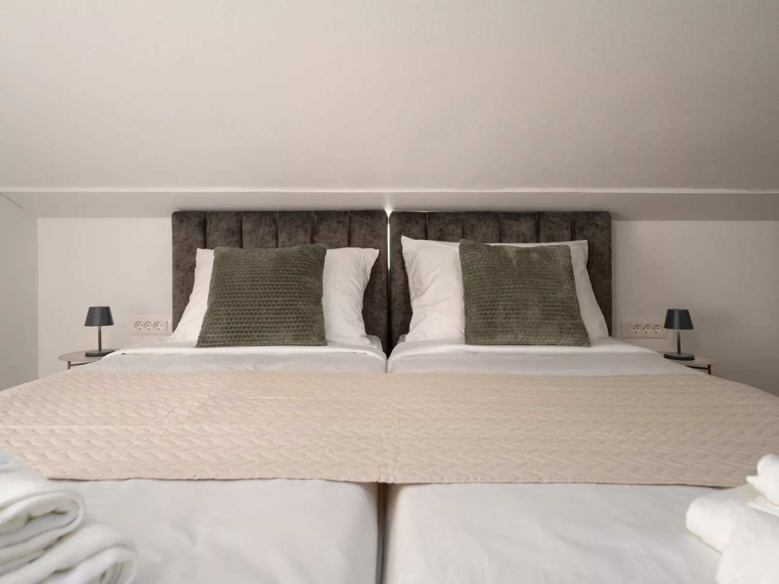 Mediterranee Oliva - Dedans