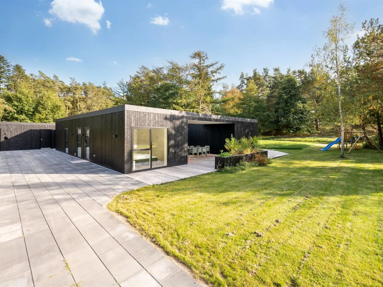 "Hortense" - 900m from the sea