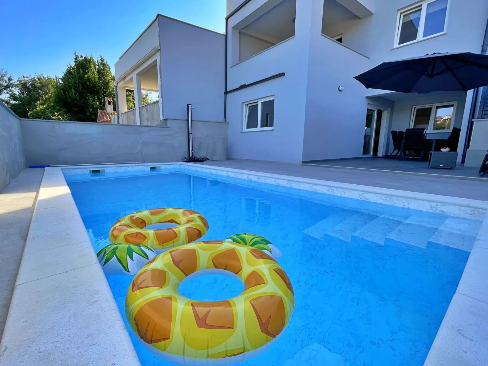 Apartment Bonum mit privatem Pool