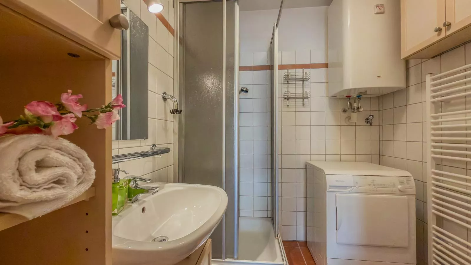 Salburg Tröpolach - Badezimmer