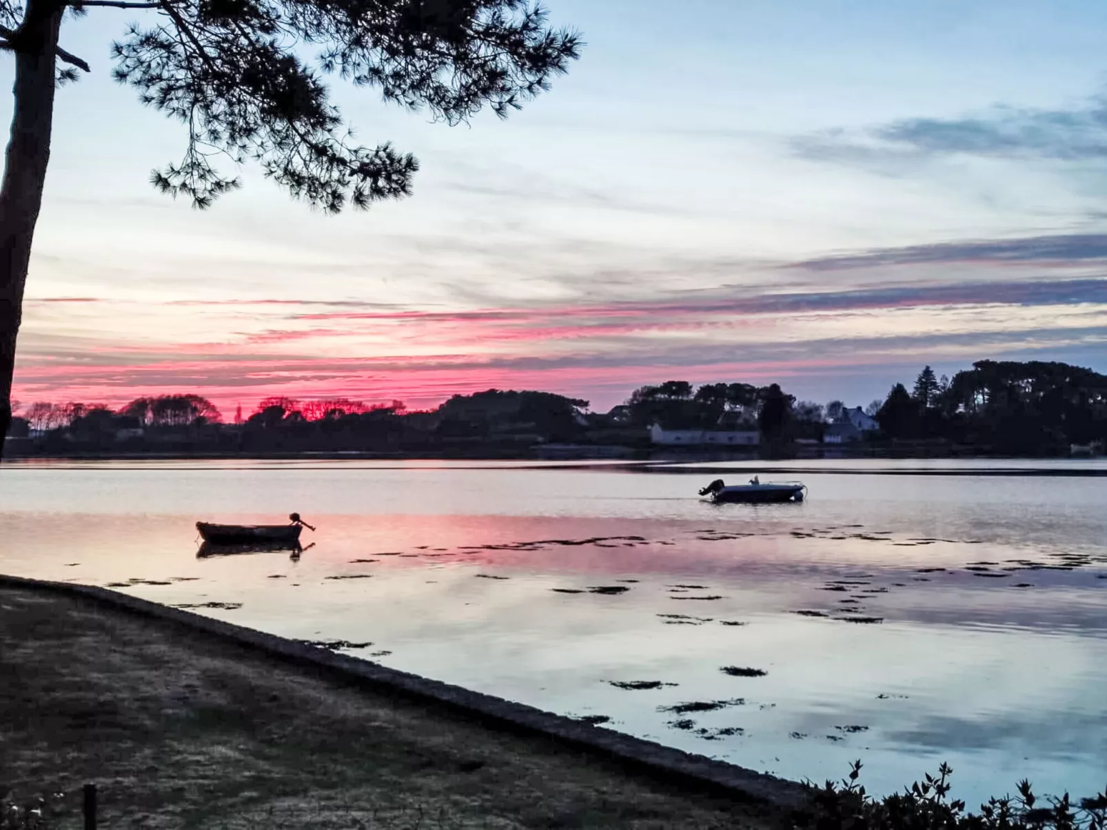 Maison du Néguan - Outside