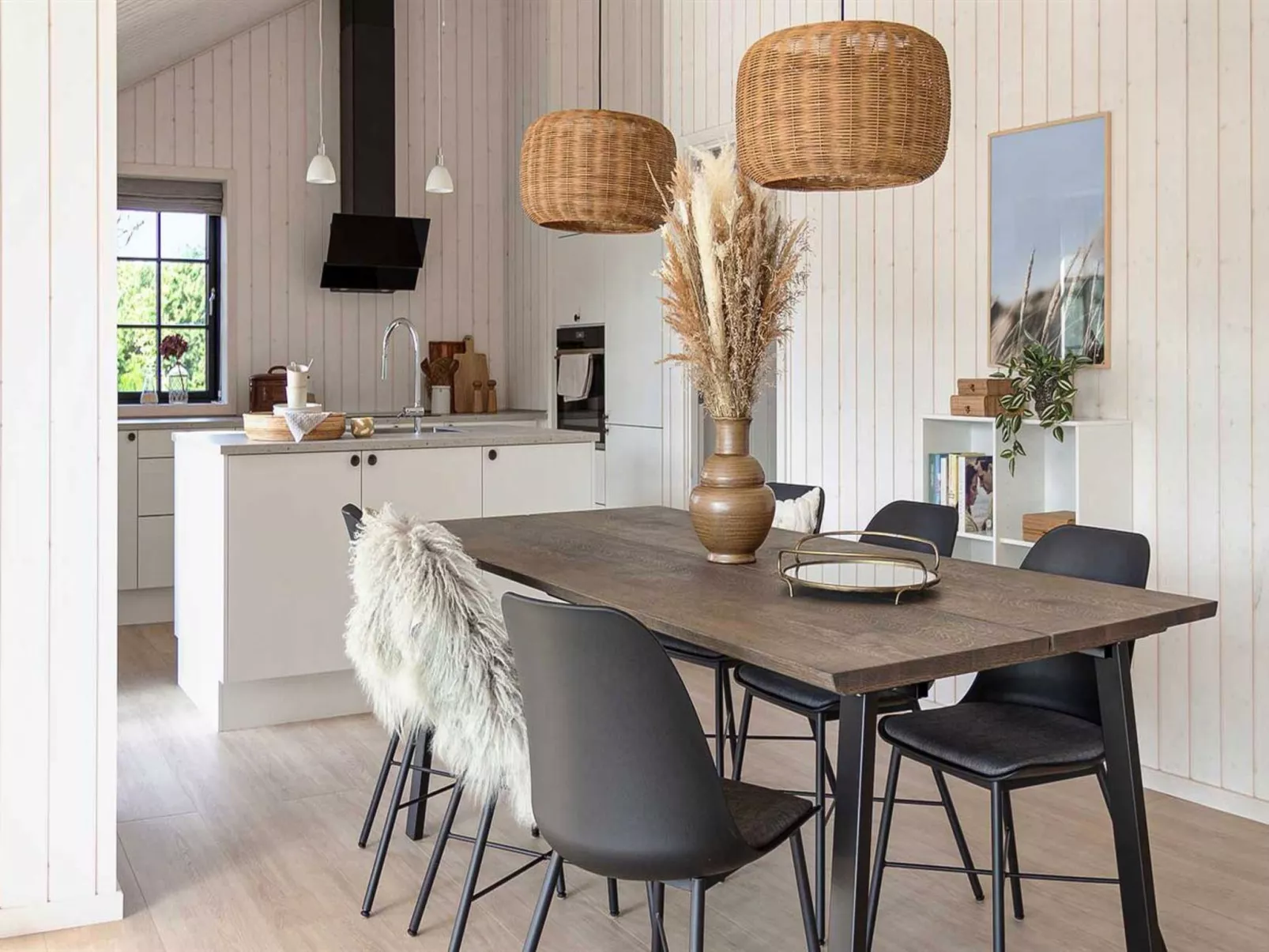 "Emin" - 2.8km from the sea - Drinnen