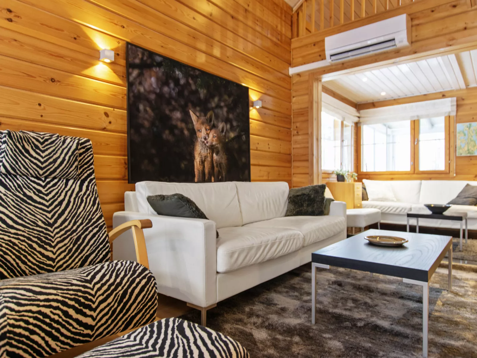 Aurinko vanaja - Inside