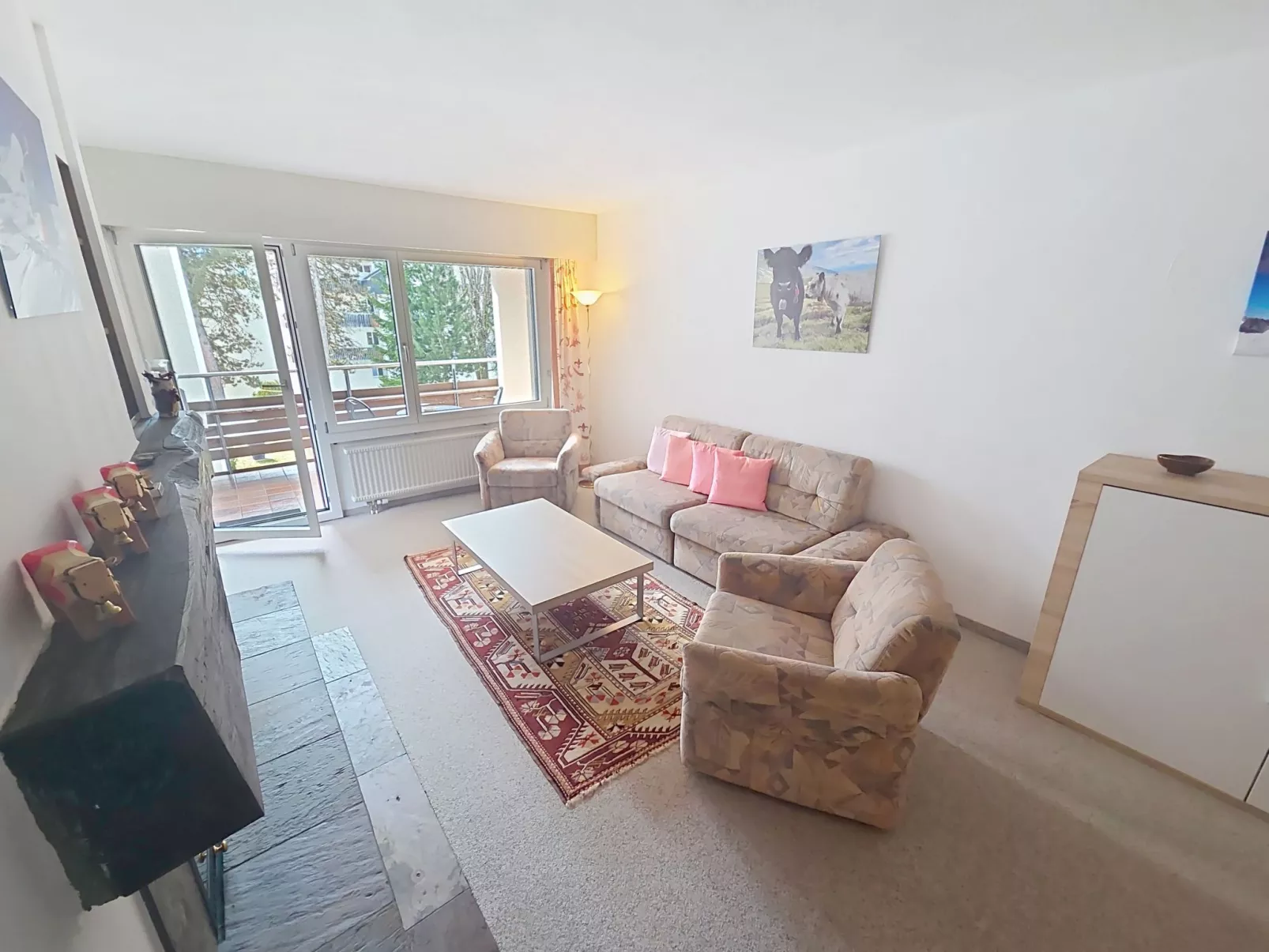 Curnera 9/4 - Inside