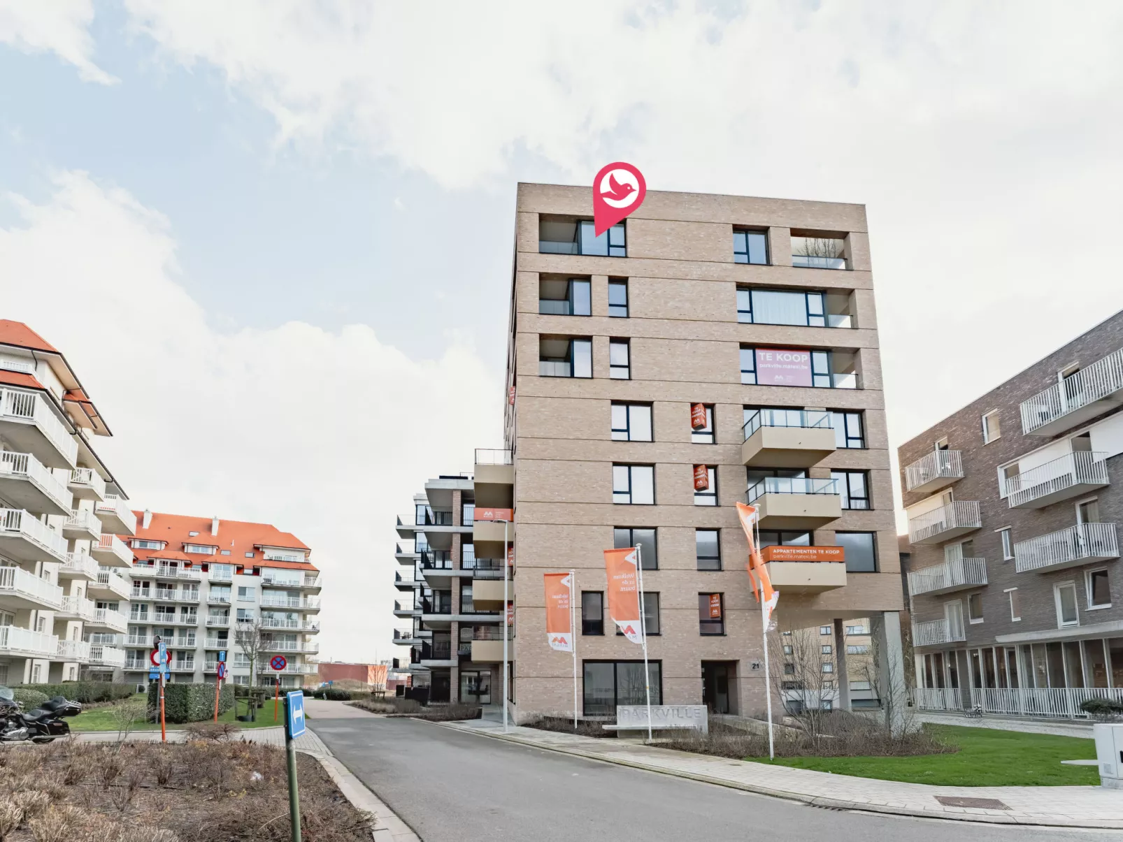 Parkville with parking & terrace - Dehors