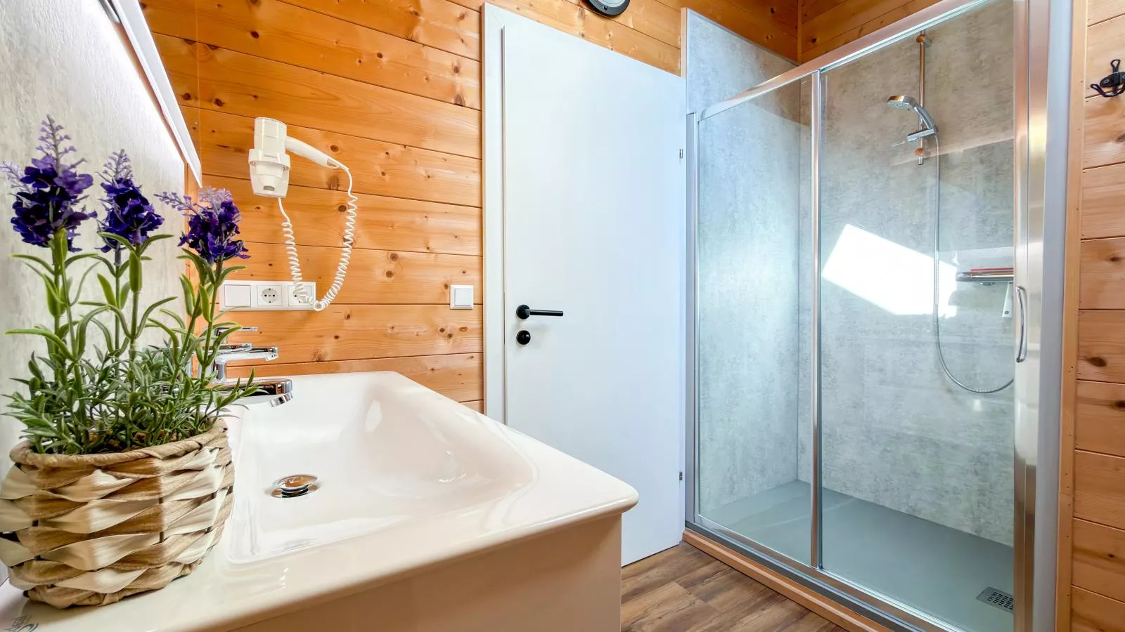 Rattendorf 15A - Bathroom