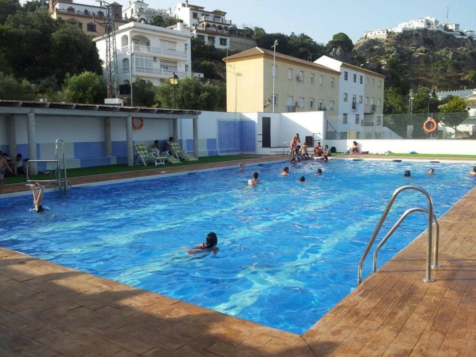 Mit Privatparkplatz - Dehors