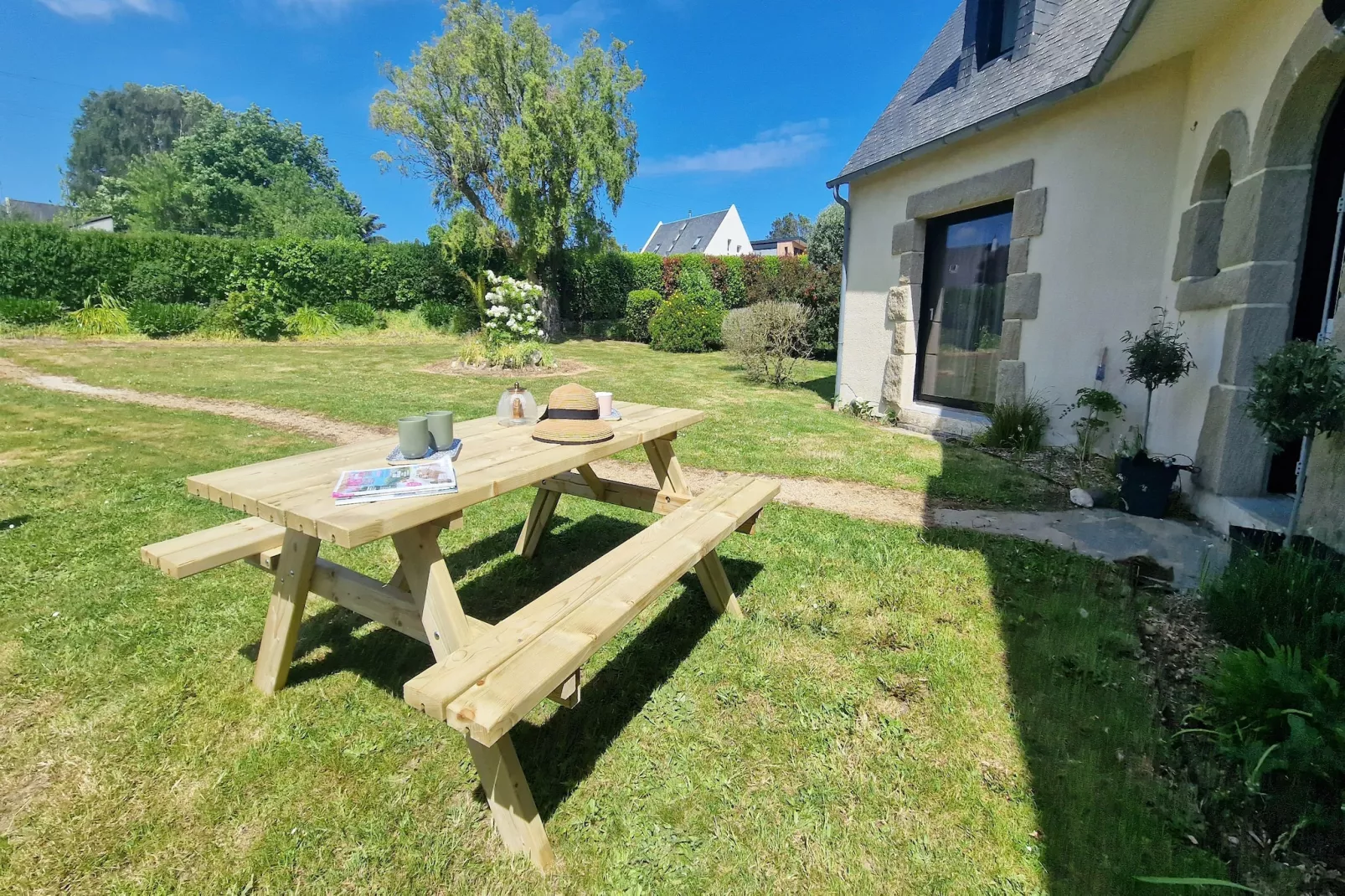 Holiday home in Locquirec - Gardens in summer