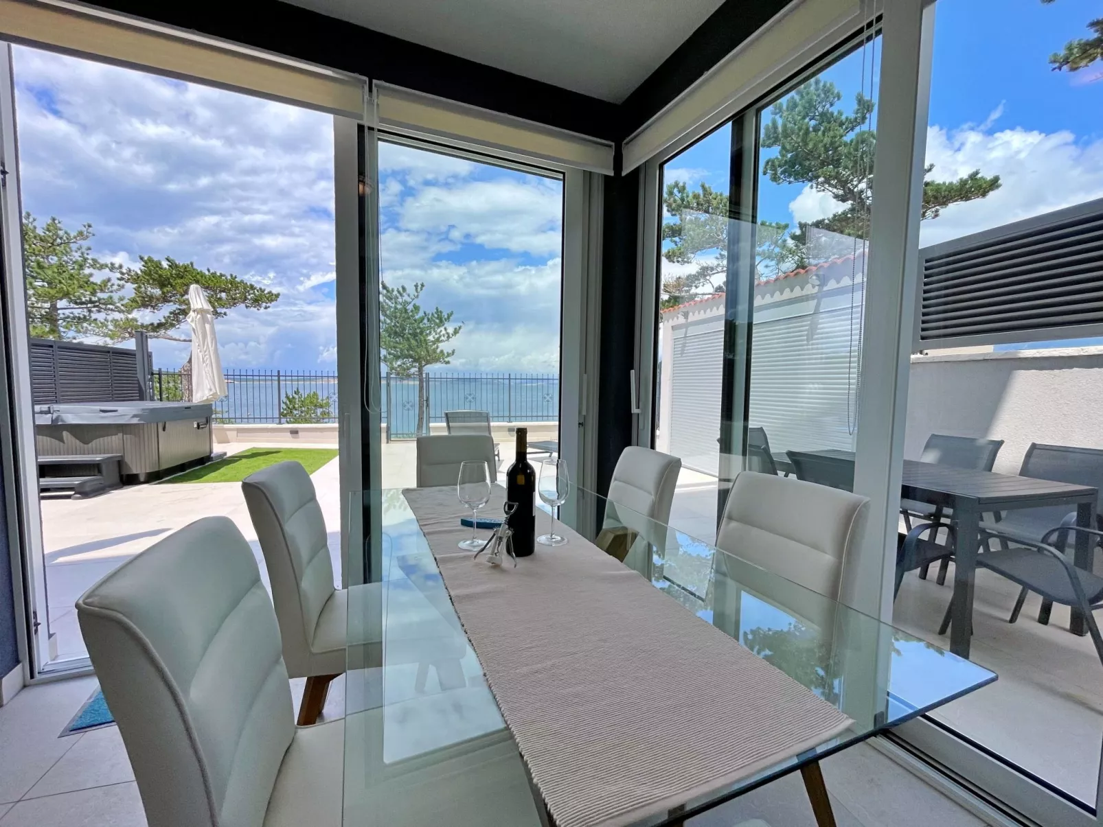 Apartment SeaLuxe mit Whirlpool - Drinnen