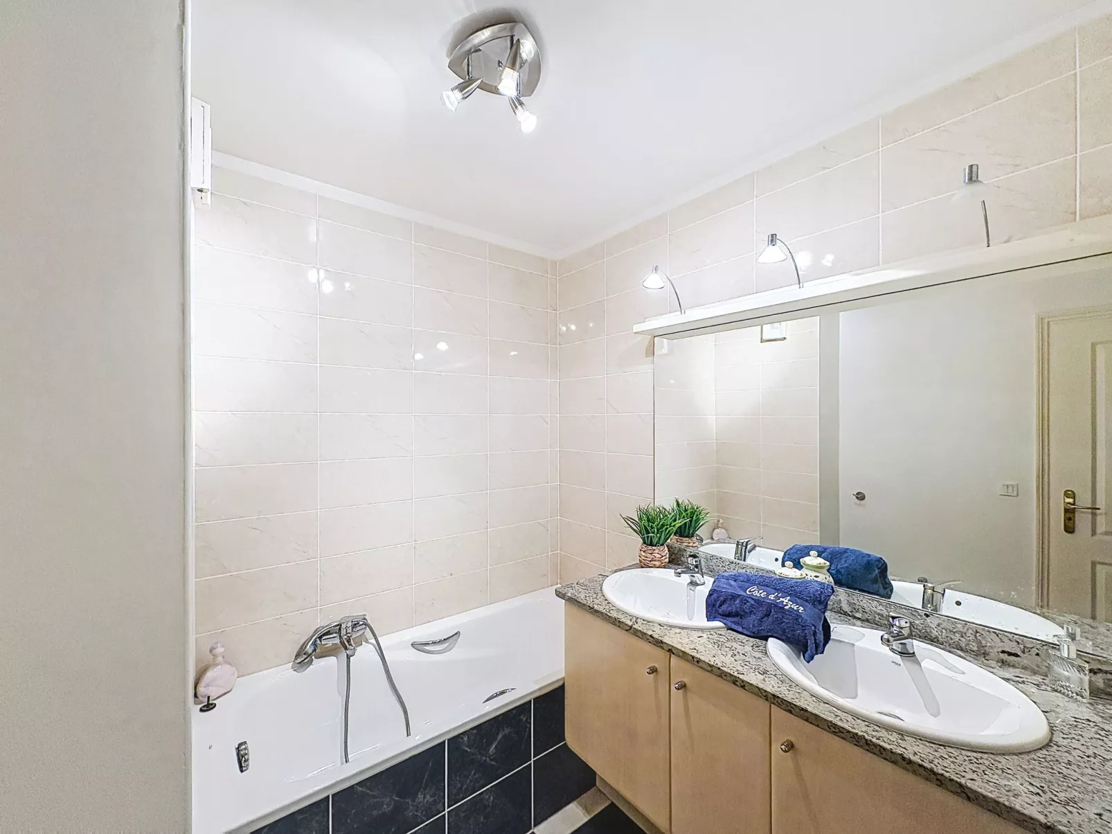 Le Grand Parc - Drinnen