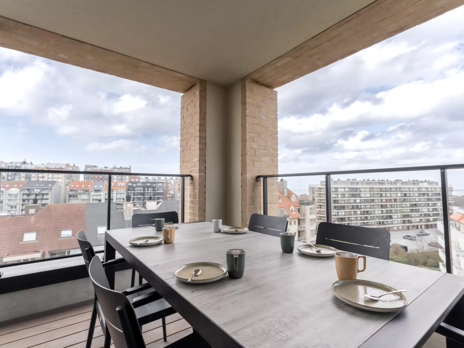 Parkville with parking & terrace - Dehors