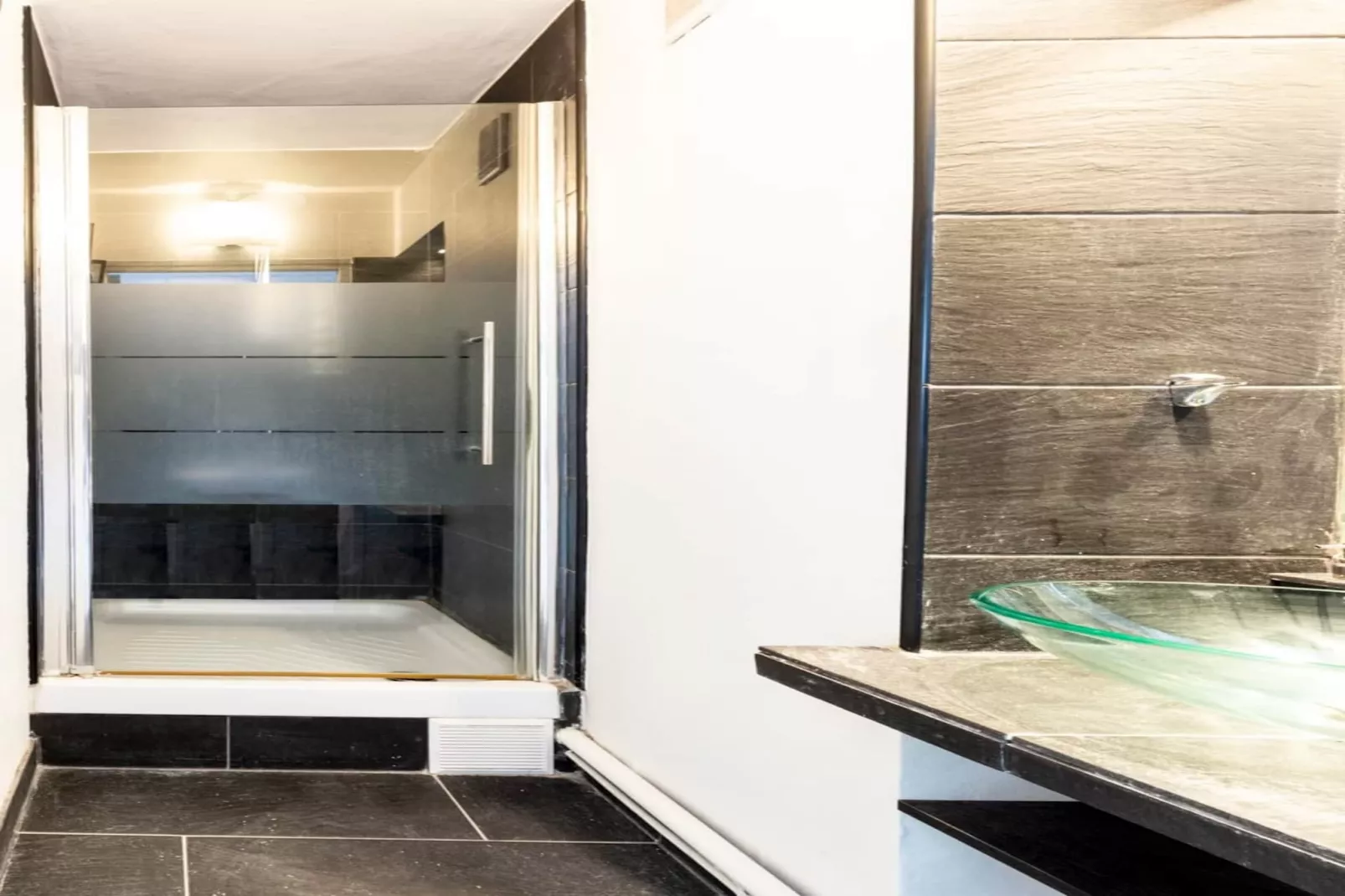 Appartement en bord de mer – Plage de la Salis - Salle de bain