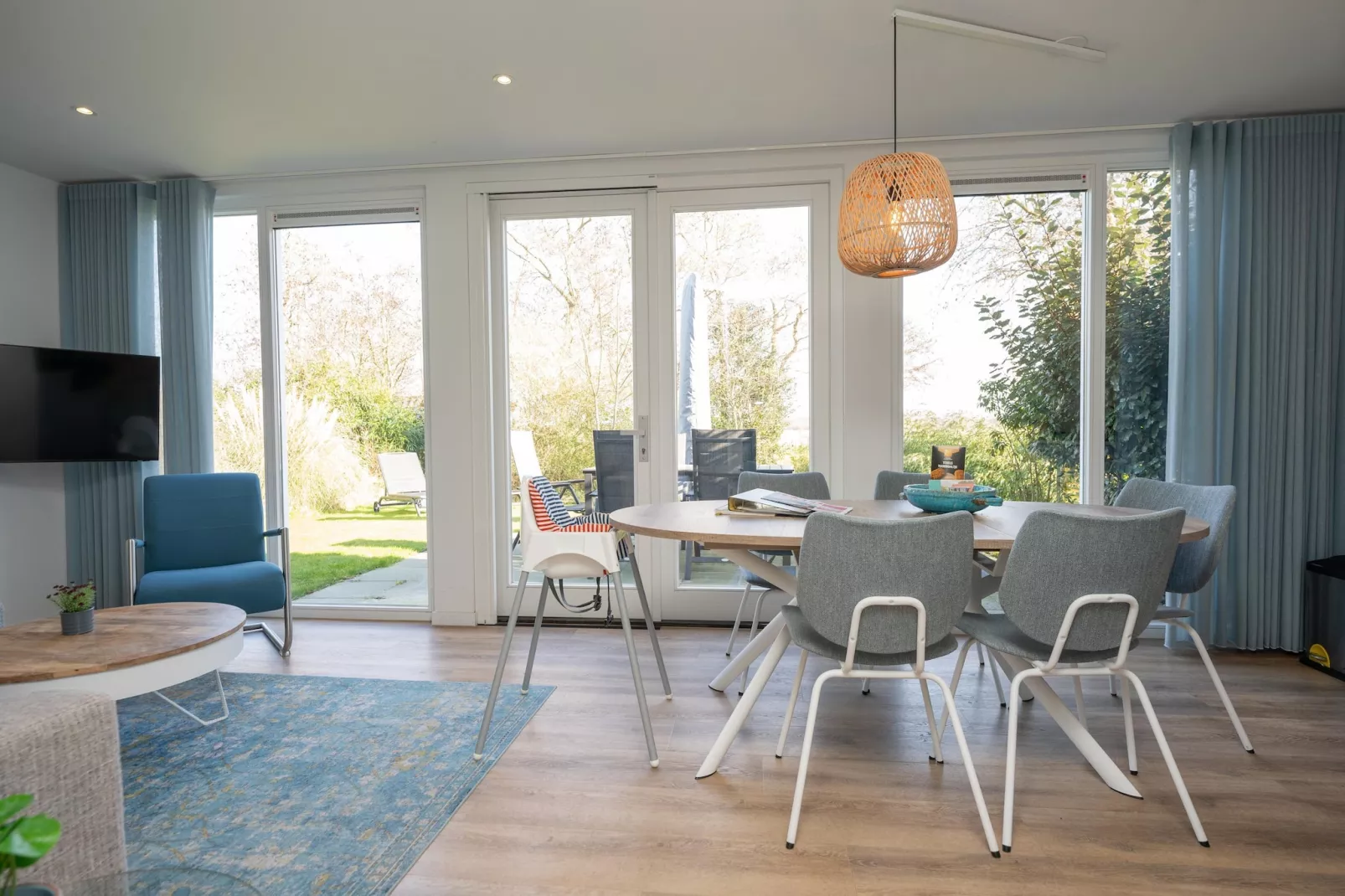 Mienterbos-Duinglop - Salle à manger