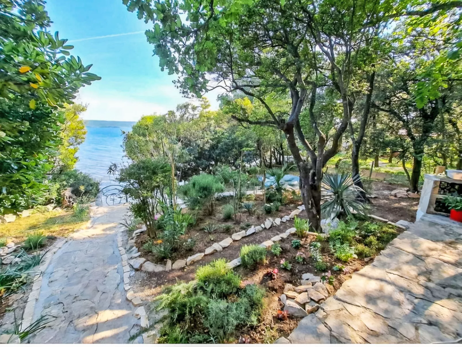 Beach house Suzi - Outside