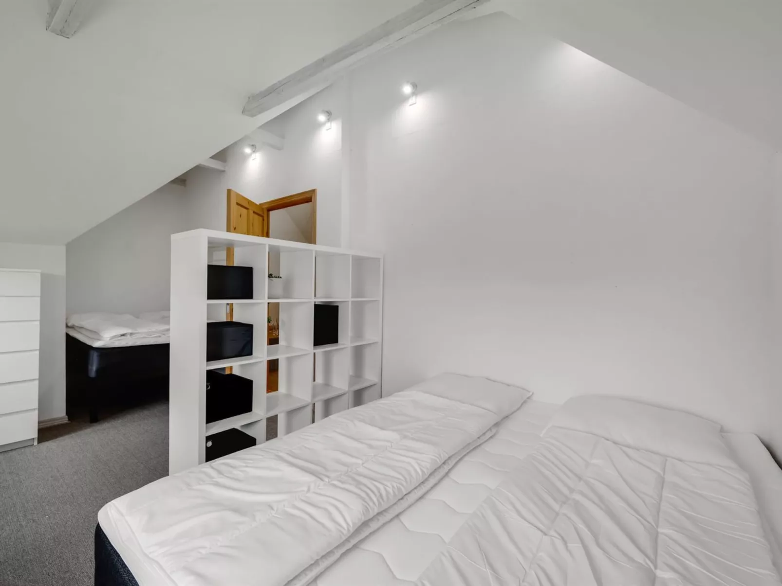 "Blaguna" - 9km to the fjord - Inside