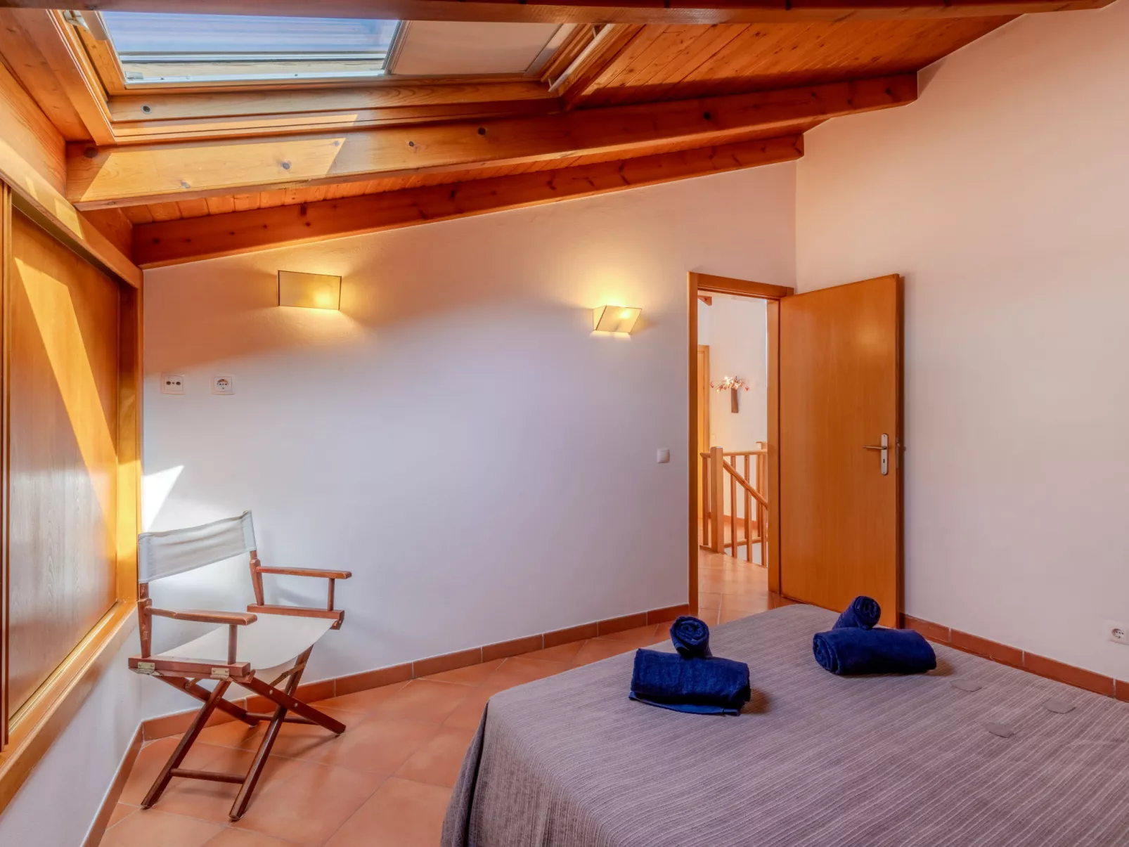 Rua 5 de Outubro - Inside