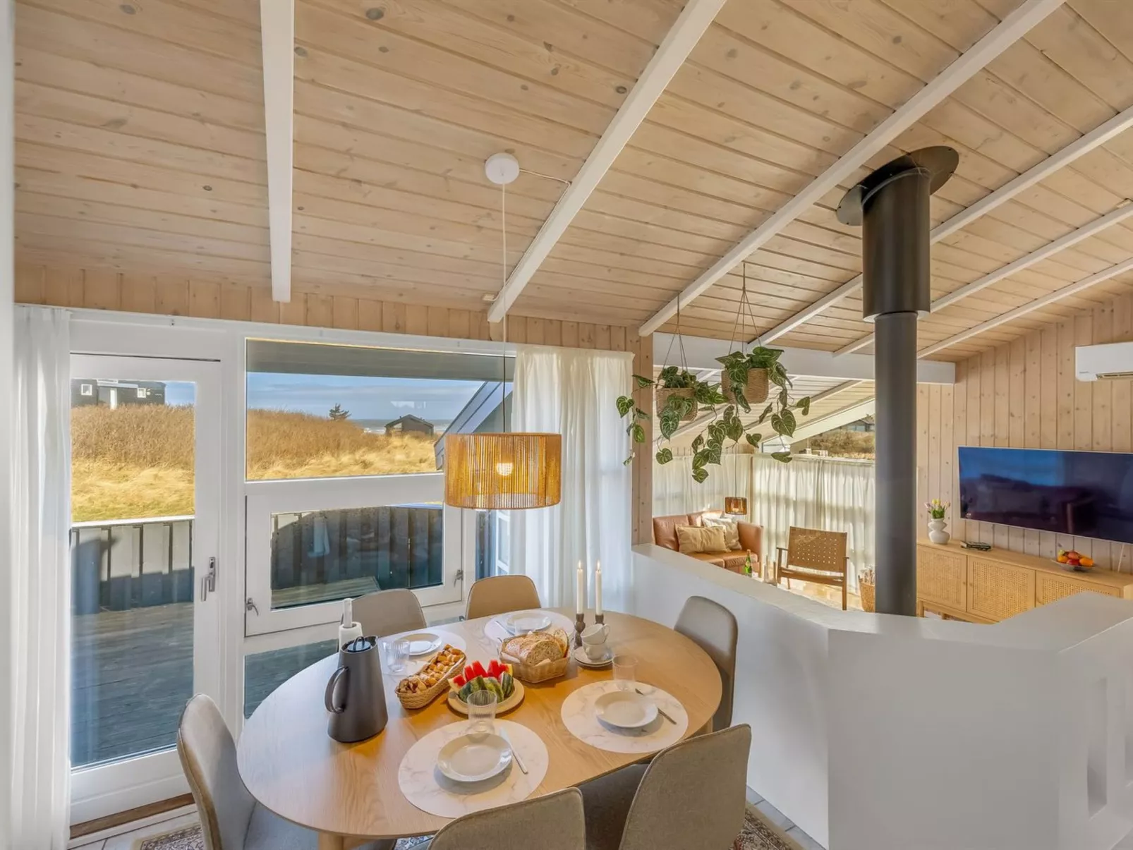 "Venja" - 200m from the sea - Inside