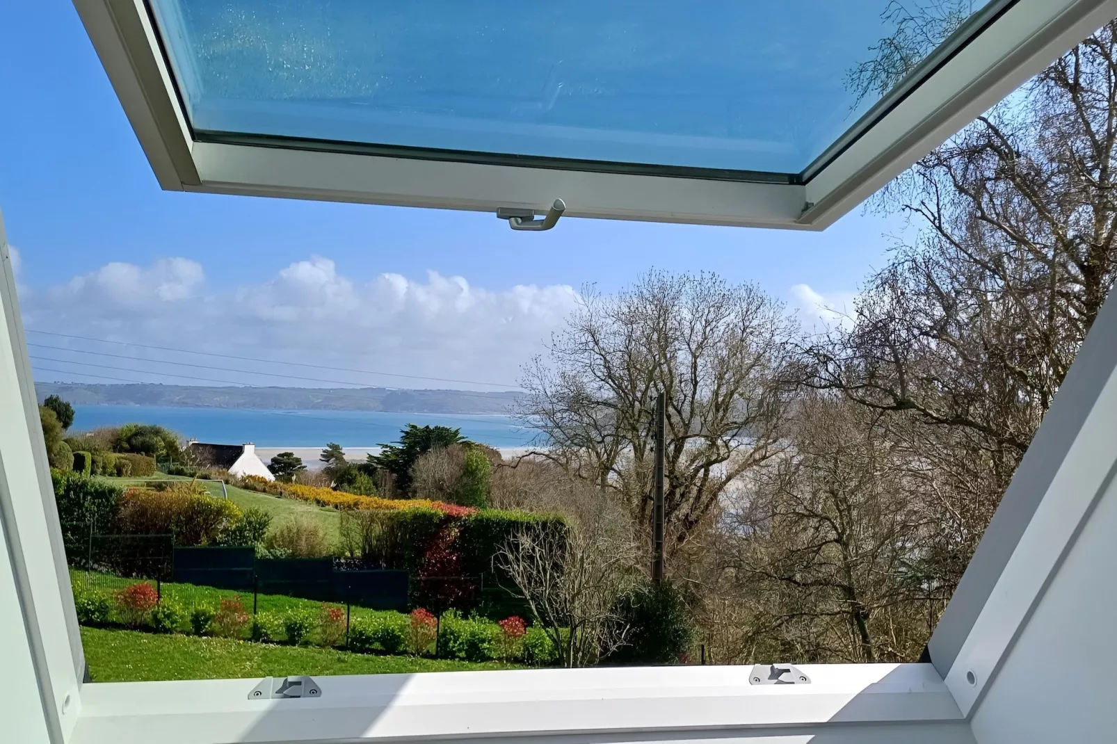 Holiday home in Locquirec - Bedroom