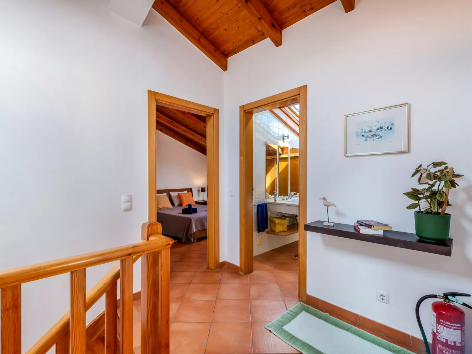 Rua 5 de Outubro - Inside