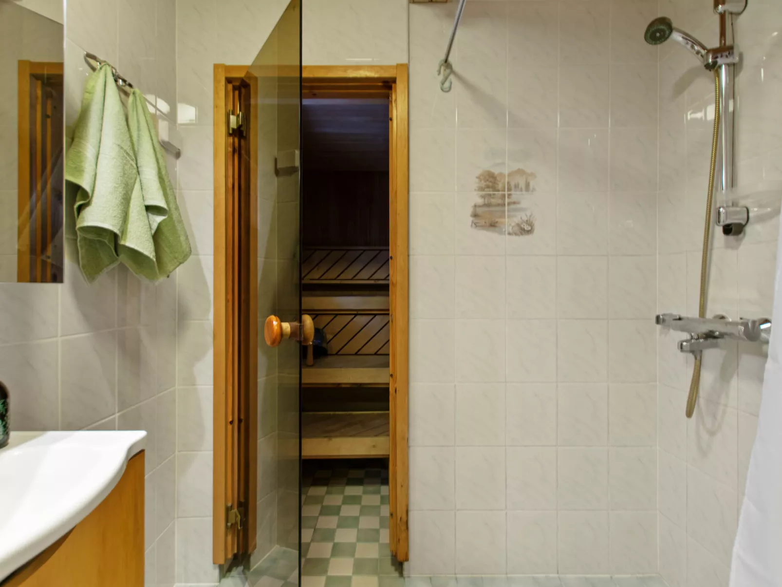 Aurinko vanaja - Inside