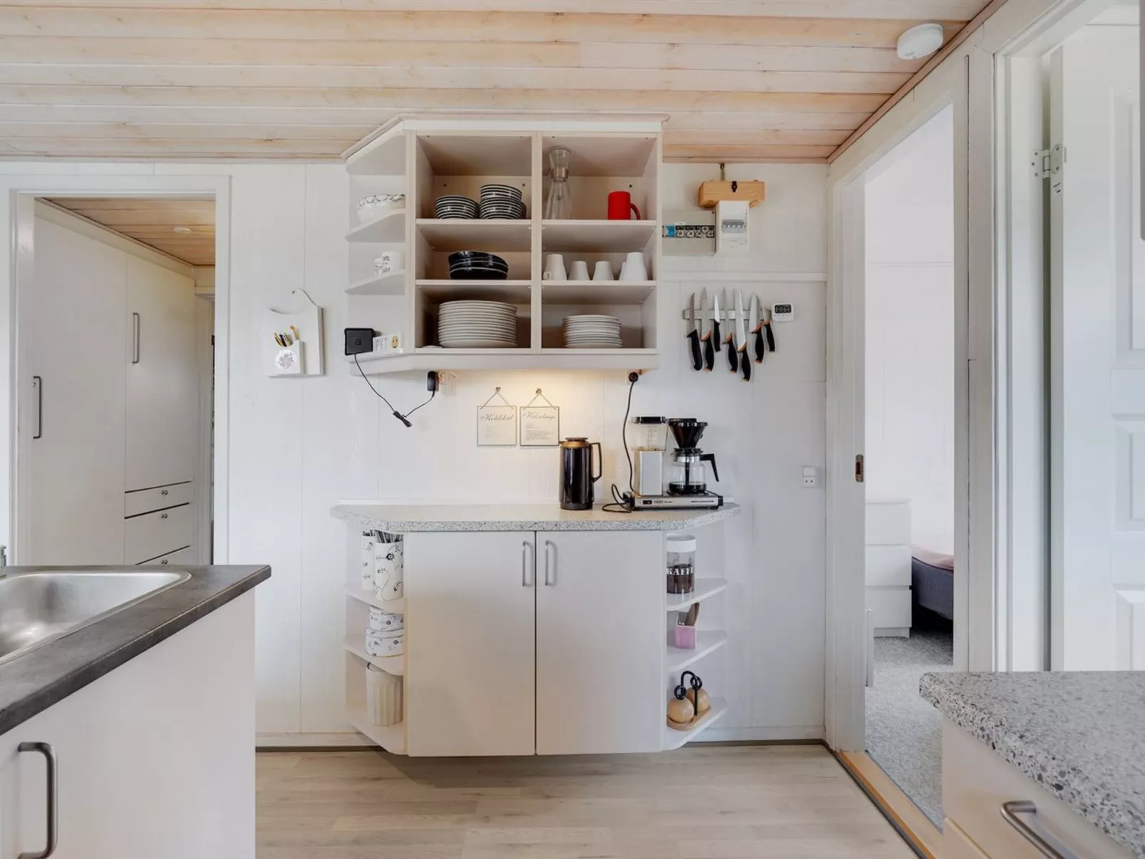 "Gisl" - 400m from the sea - Drinnen