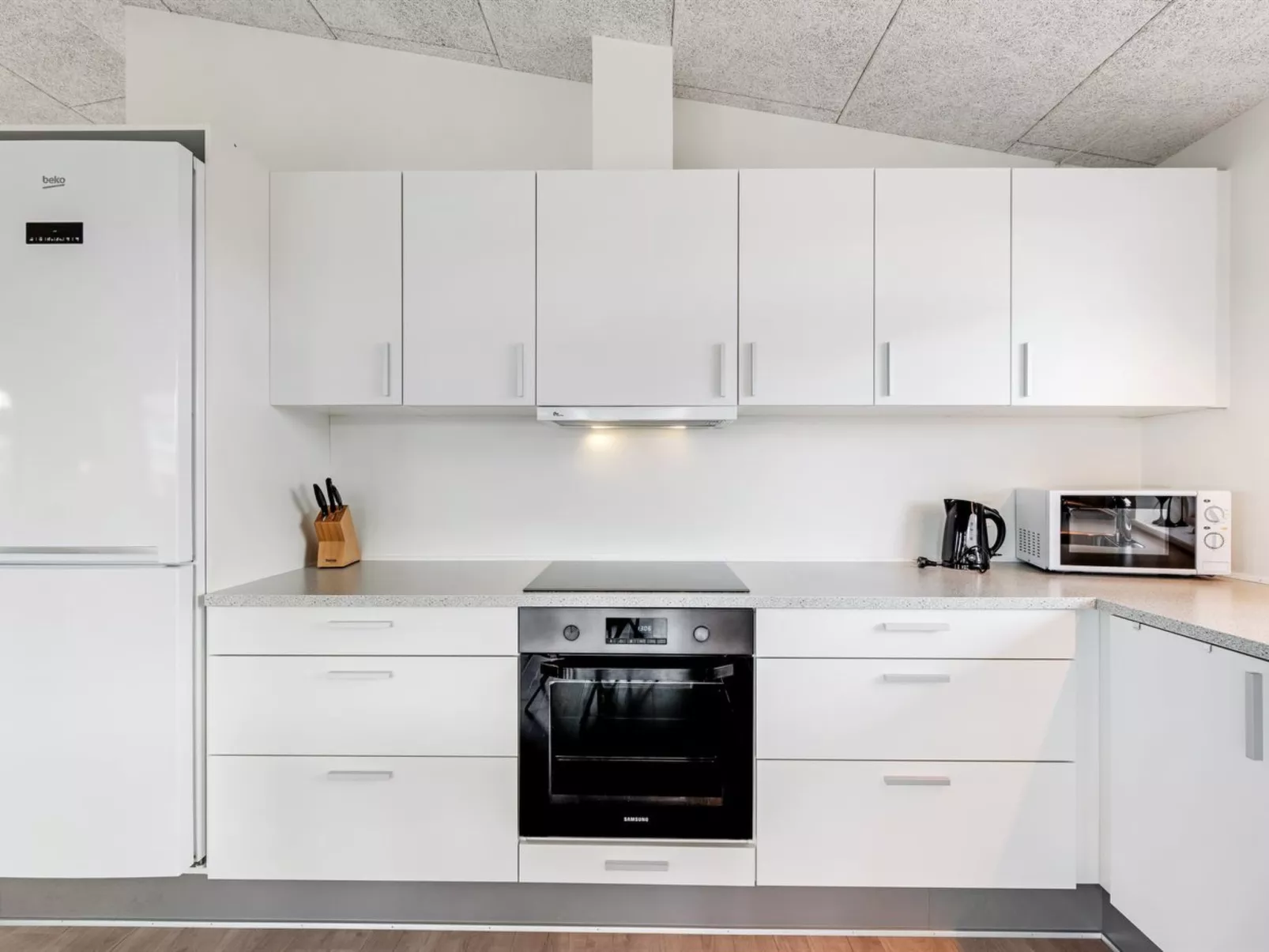 "Dorrit" - 1.2km from the sea - Drinnen