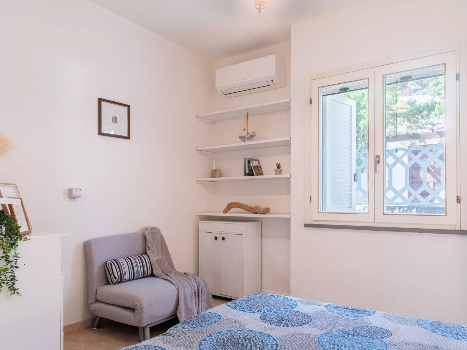 Blue Levante - Drinnen