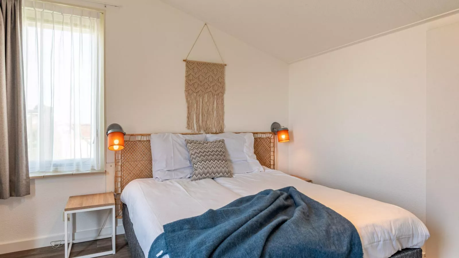 Zeeuwse Wellness Lodge - Bedroom