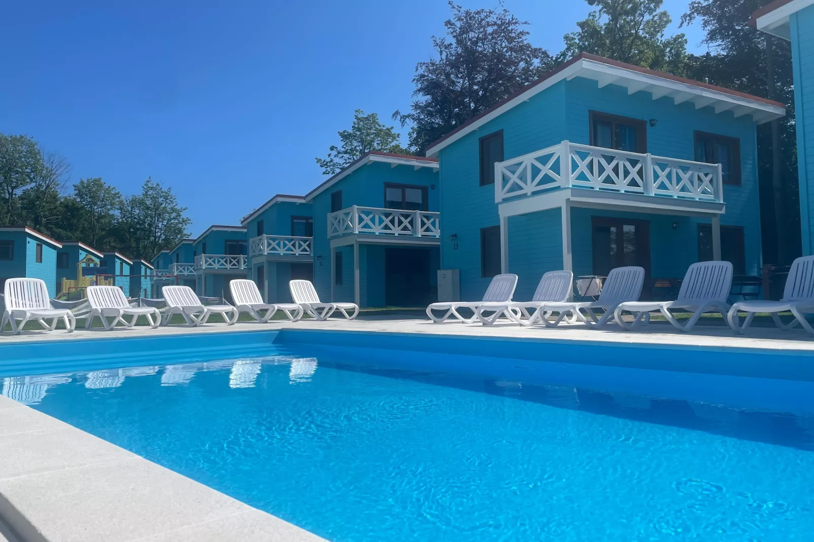 Domy wakacyjne z basenem blisko morza Rewal - Piscine