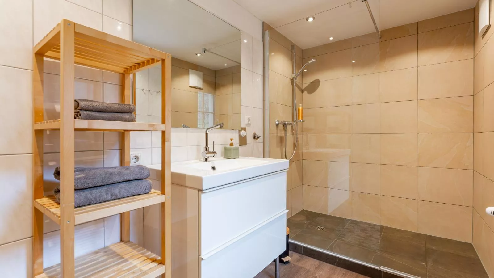 Kitzbüheler Alpen L - Bathroom