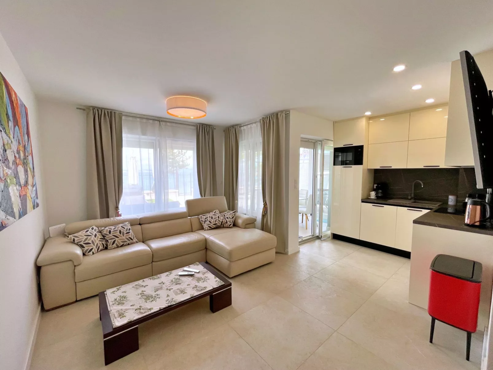 Apartment SeaLuxe mit Whirlpool - Drinnen