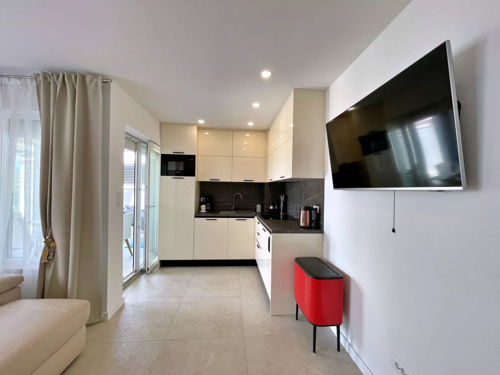 Apartment SeaLuxe mit Whirlpool - Drinnen
