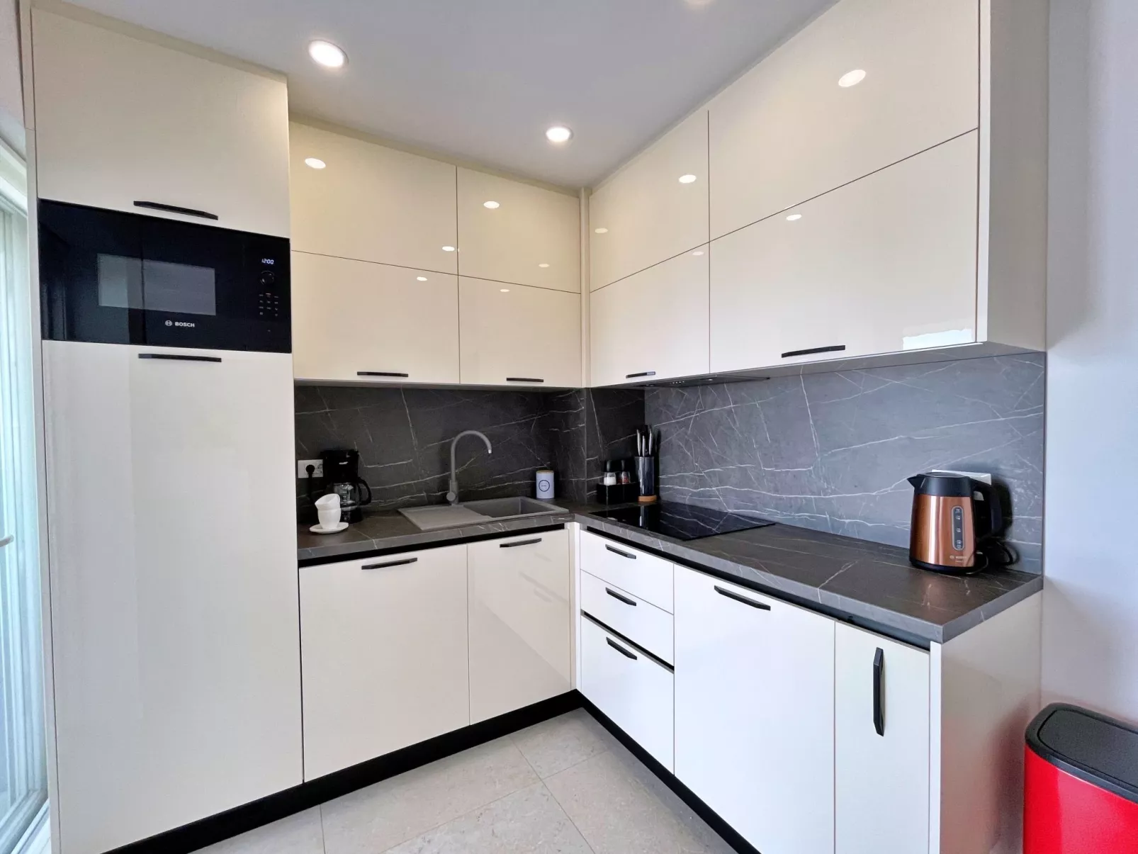 Apartment SeaLuxe mit Whirlpool - Drinnen