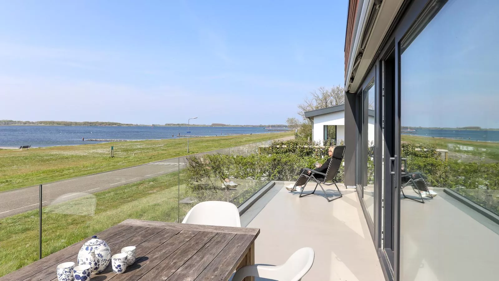 Villa Veerse Meerzicht - Terrasse/Balkon