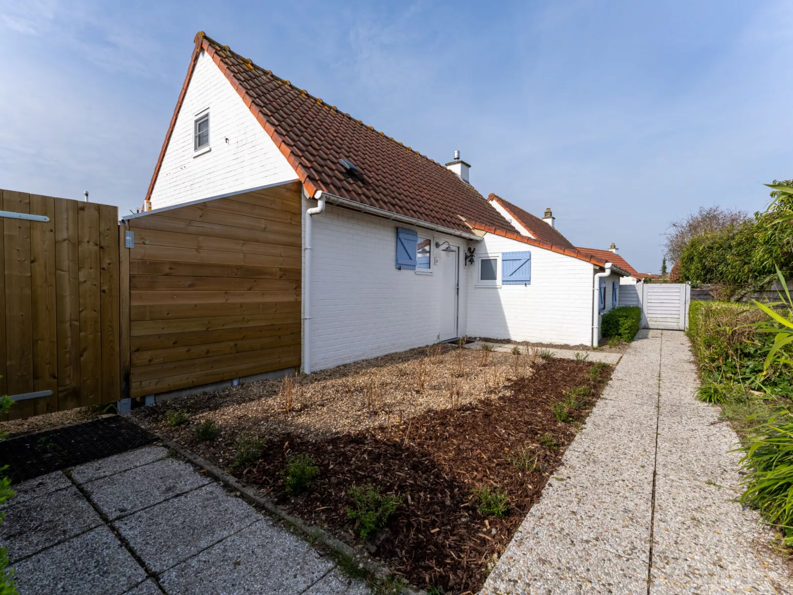 Alice Blue with airco & shared pool - Dehors