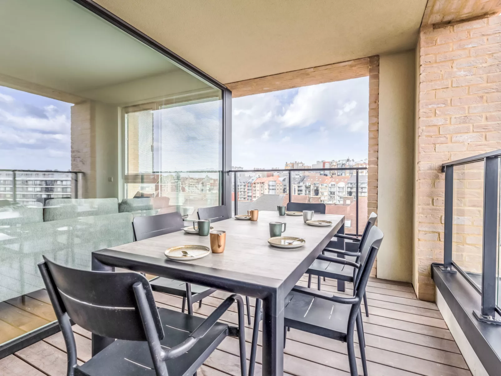 Parkville with parking & terrace - Dehors