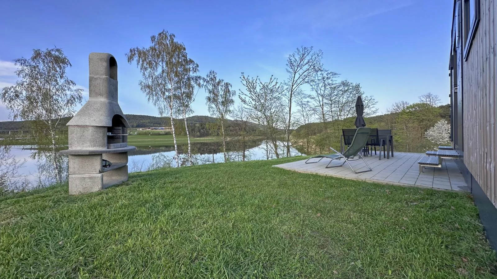 Feriendorf Seeblick - Tiny Chalet Nr 8 - Terrasse/Balkon