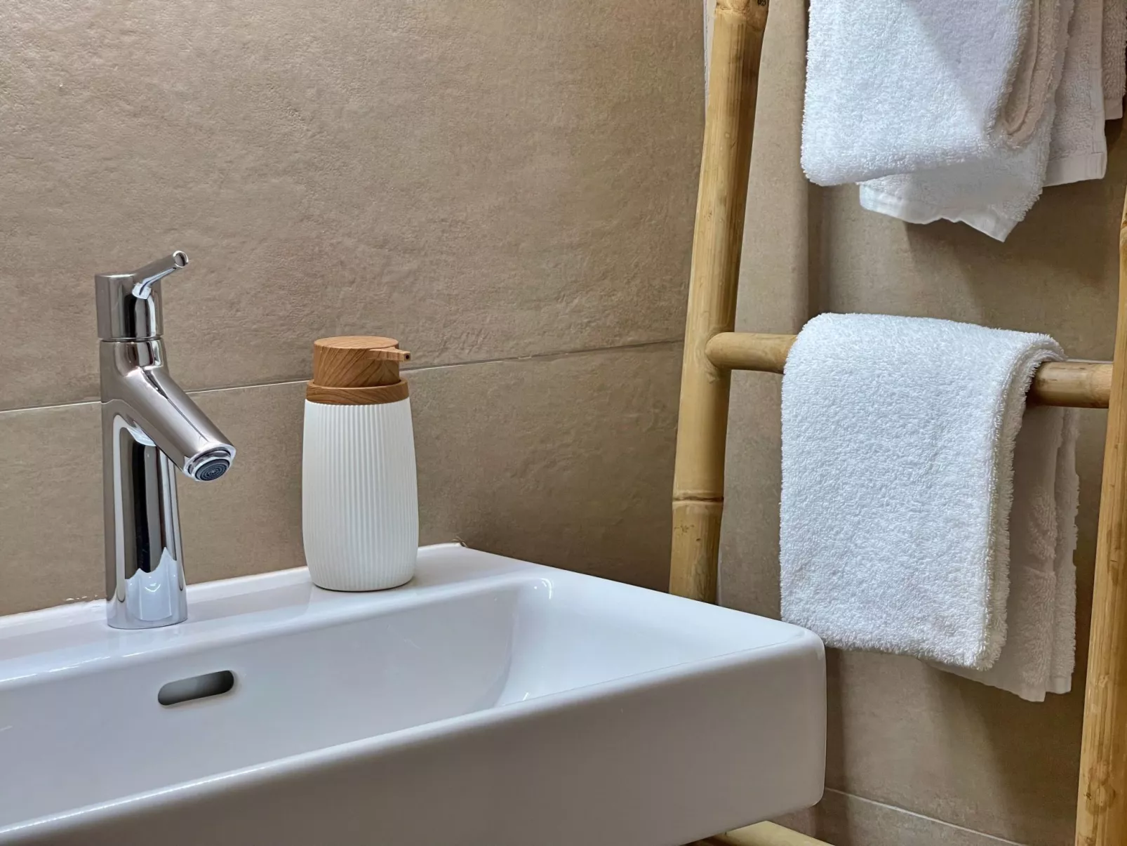 Apartment SeaLuxe mit Whirlpool - Drinnen