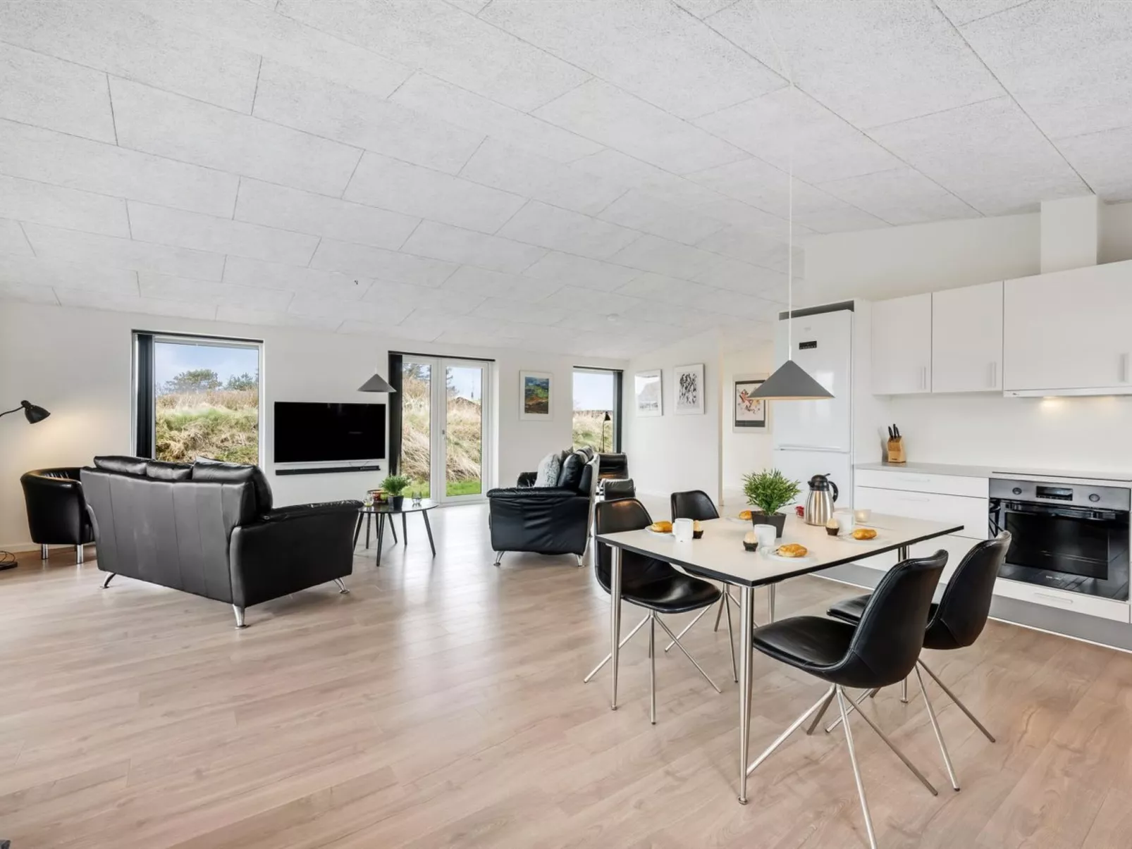 "Dorrit" - 1.2km from the sea - Drinnen