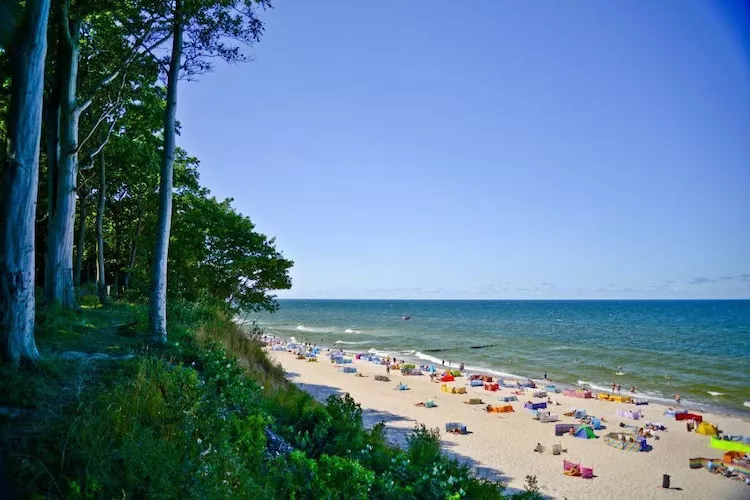 Domy wakacyjne z basenem blisko morza Rewal - Zones été à 1 km