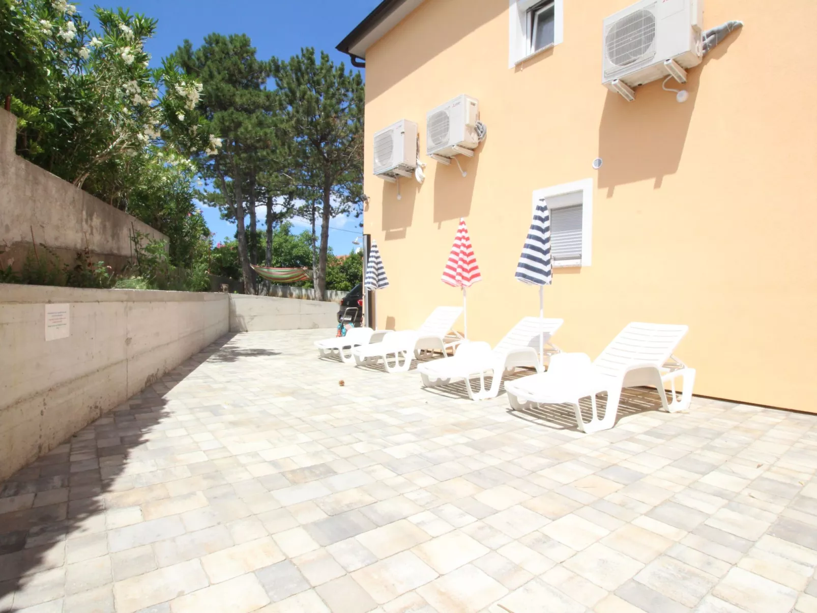 Apartment Ivo - Outside