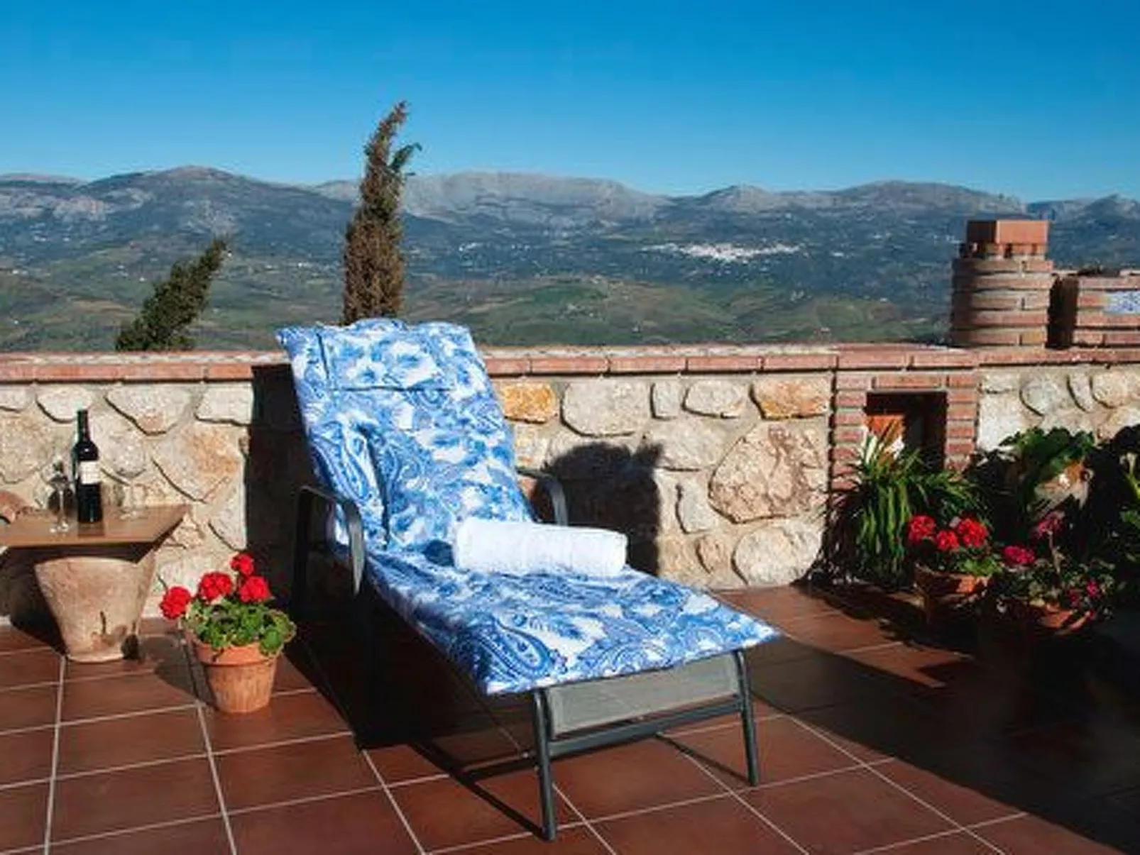 Mit Privatparkplatz - Dehors