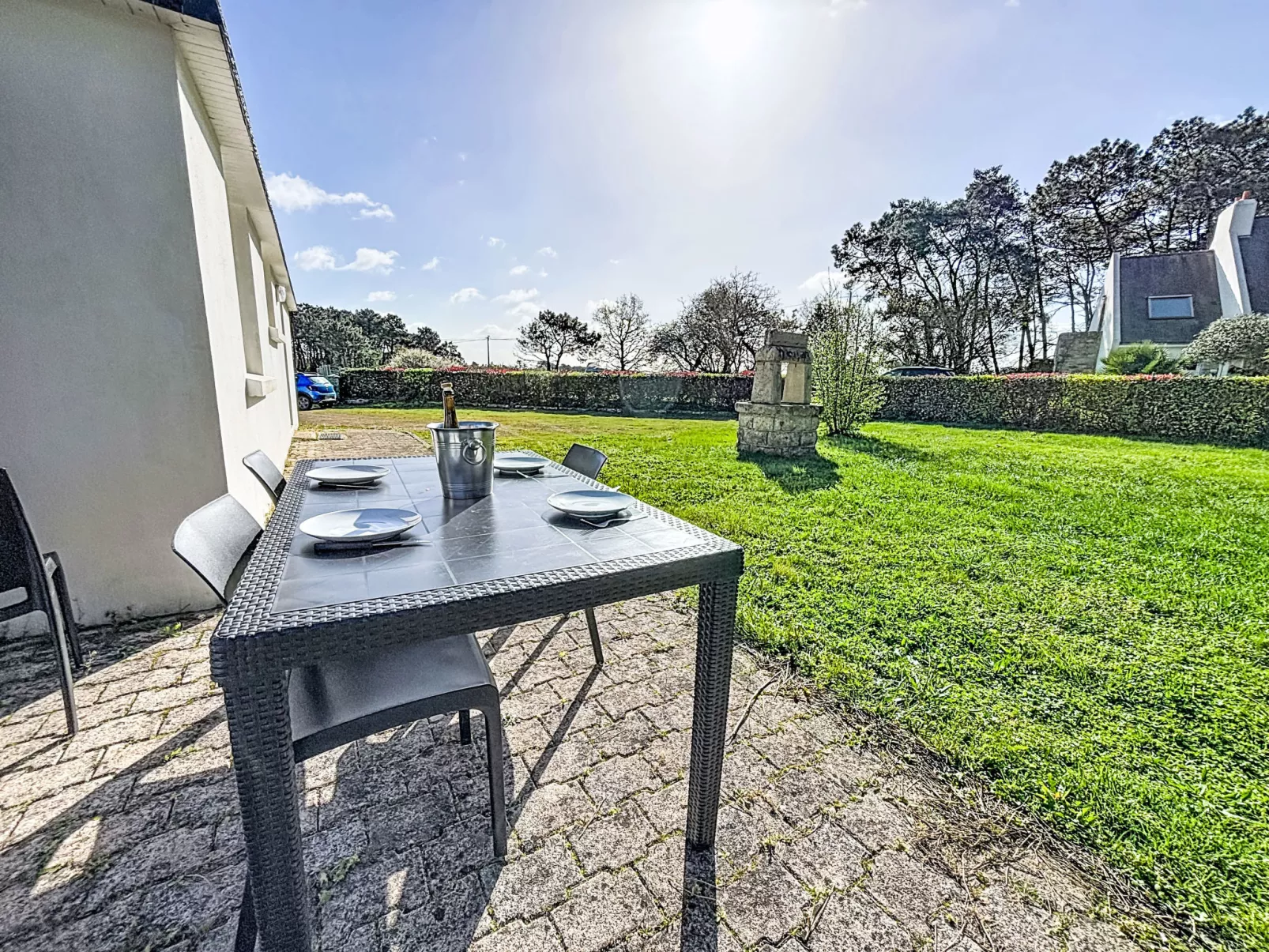 Maison du Néguan - Outside