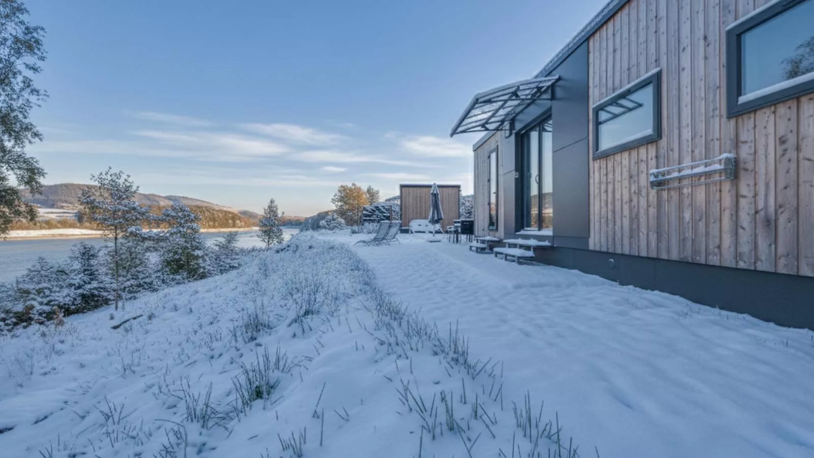 Feriendorf Seeblick - Tiny Chalet Nr 4 - Exterior in winter
