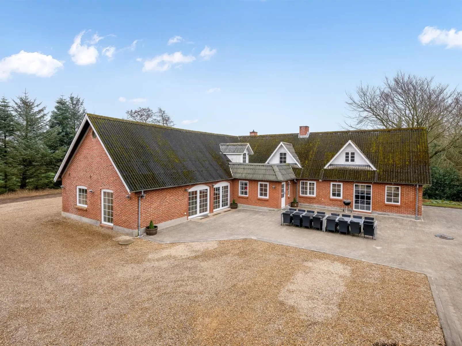 "Blaguna" - 9km to the fjord - Outside