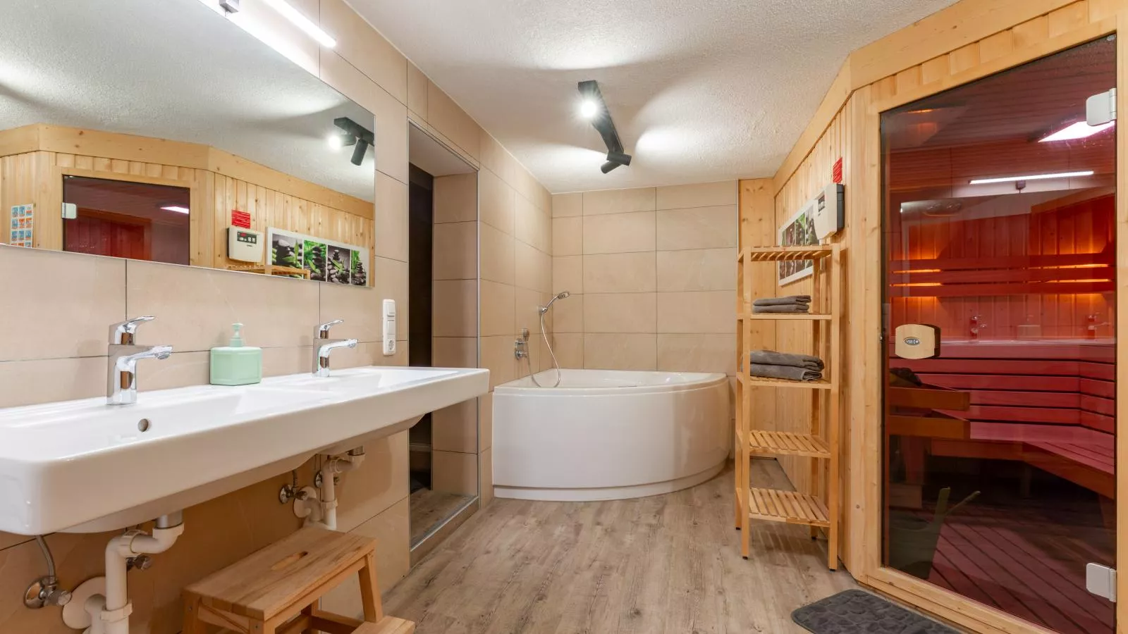 Kitzbüheler Alpen L - Bathroom