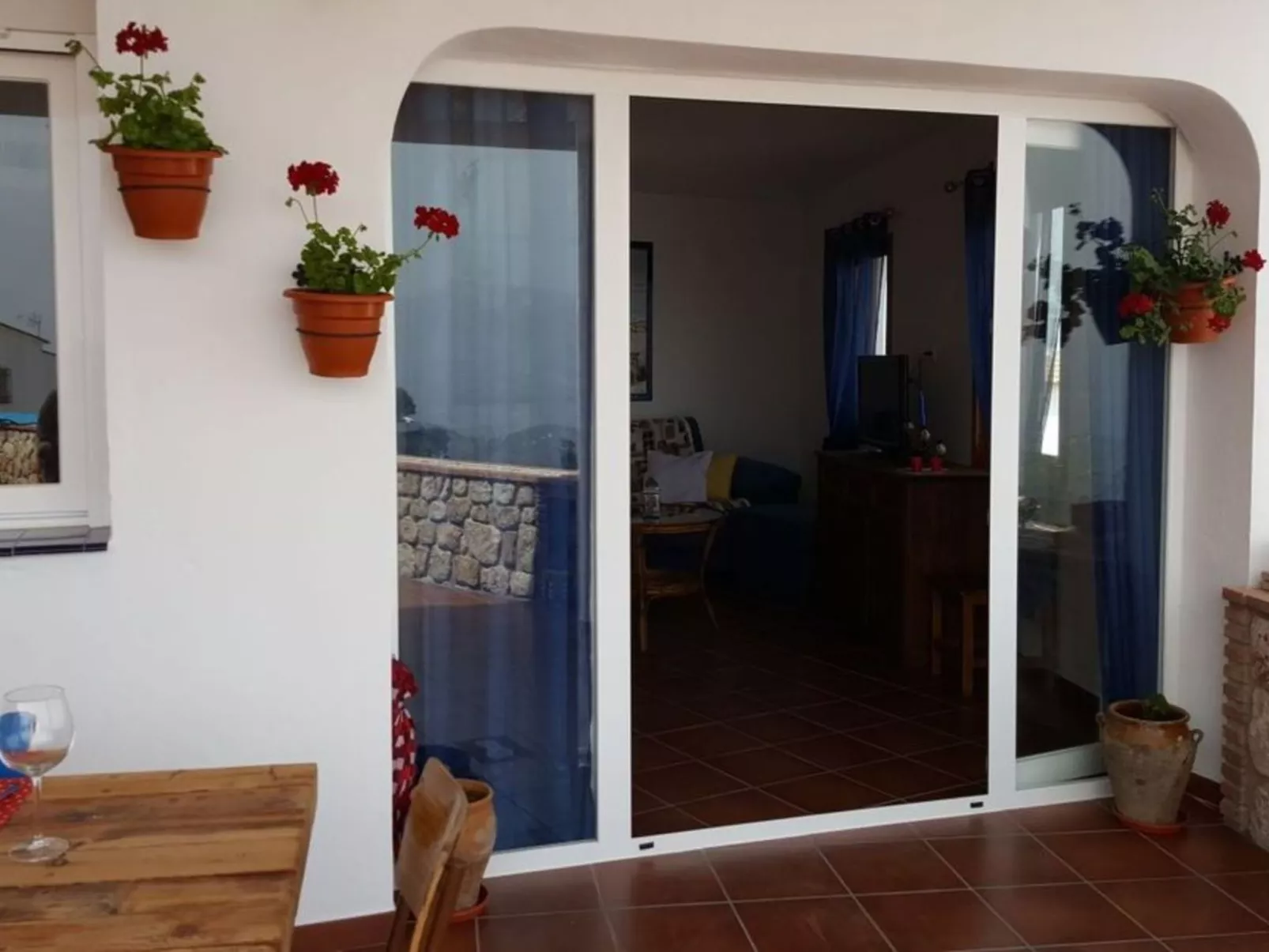 Mit Privatparkplatz - Dehors